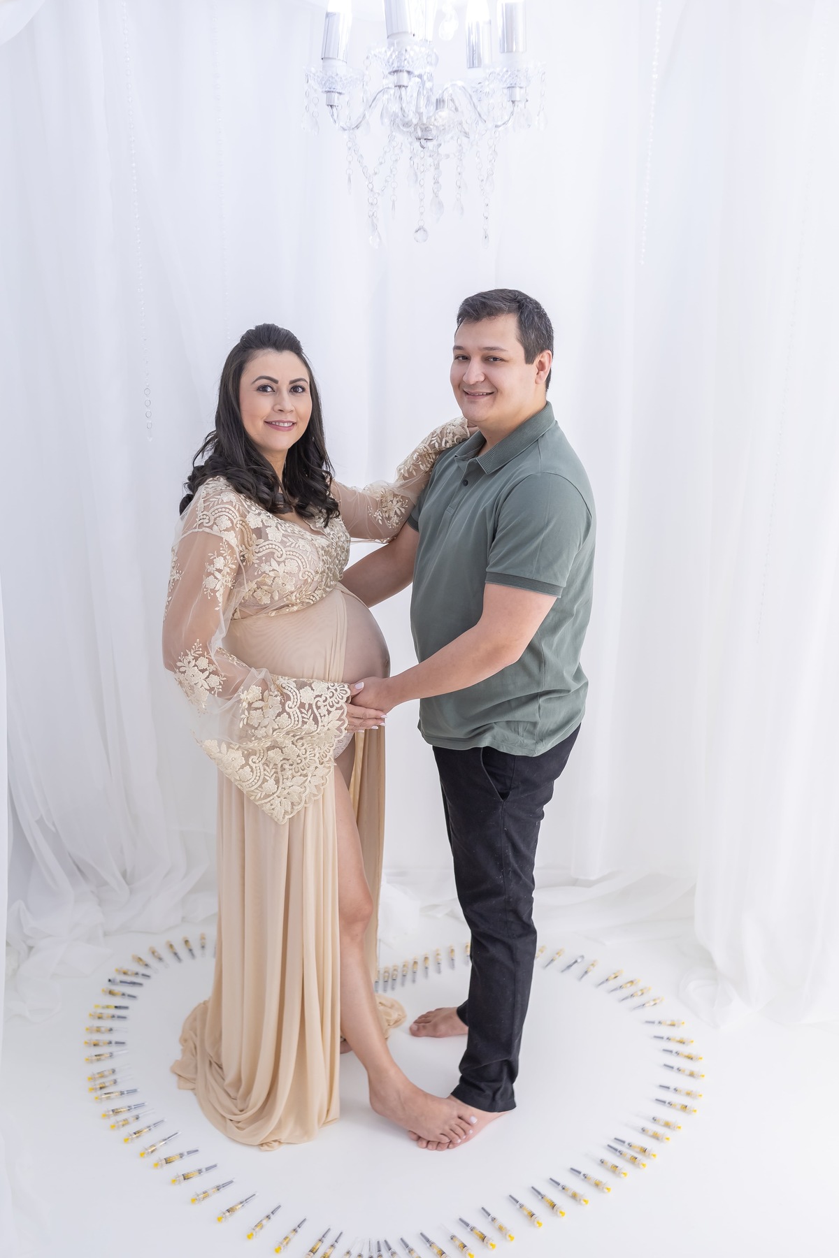 Ensaio de gestante em estudio. Fotografo em londrina especializado em ensaios de bebes e crianças. Momento registrado pela fotografa Giscellayne.