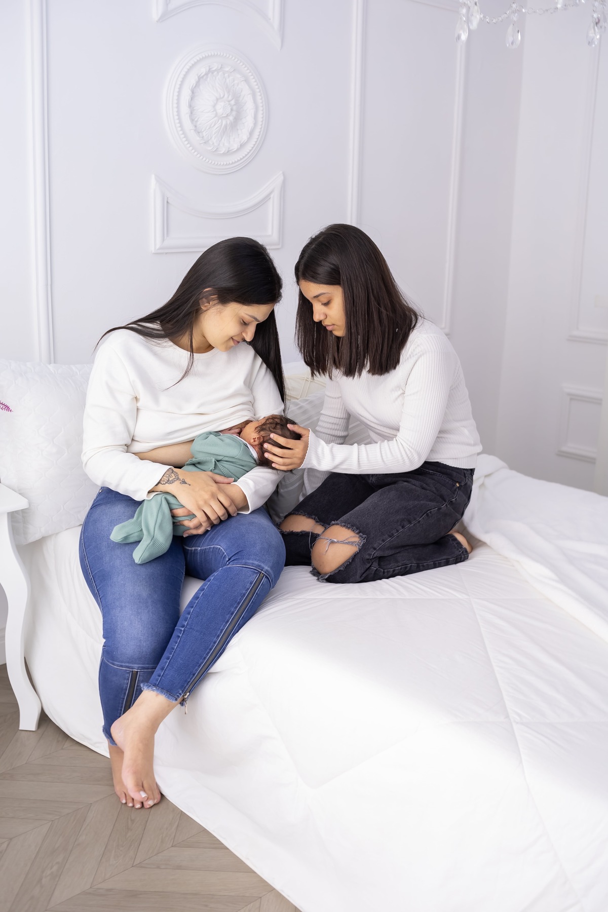 Ensaio de acompanhamento em estudio. Fotografo em londrina especializado em ensaios de bebes e crianças. Momento registrado pela fotografa Giscellayne.