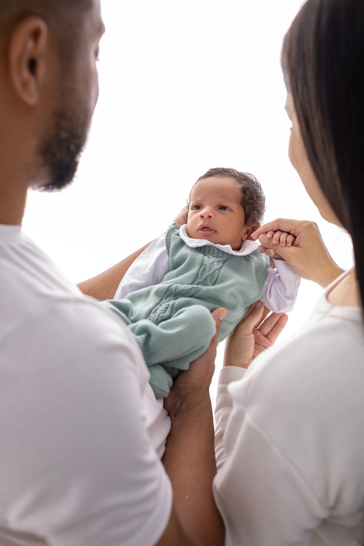 Ensaio de acompanhamento em estudio. Fotografo em londrina especializado em ensaios de bebes e crianças. Momento registrado pela fotografa Giscellayne.