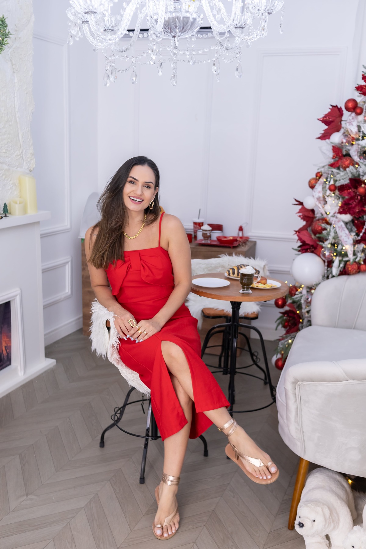 Ensaio de Natal em estudio. Fotografo em Londrina especializado em ensaios de bebes, família e crianças. Momento registrado pela fotografa Giscellayne.