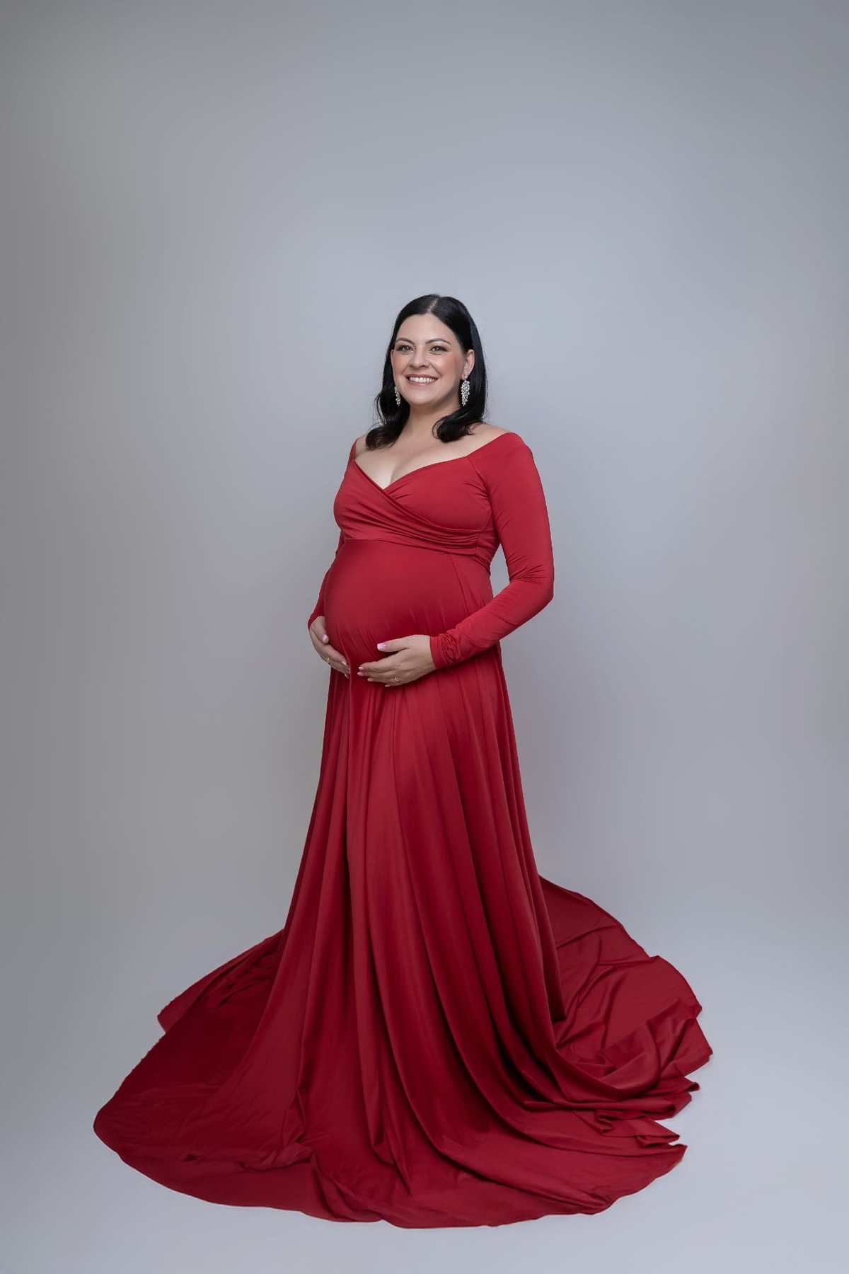 Ensaio de gestante em estúdio. Fotografo em Londrina especializado em ensaios de bebes, família e crianças. Momento registrado pela fotografa Giscellayne.