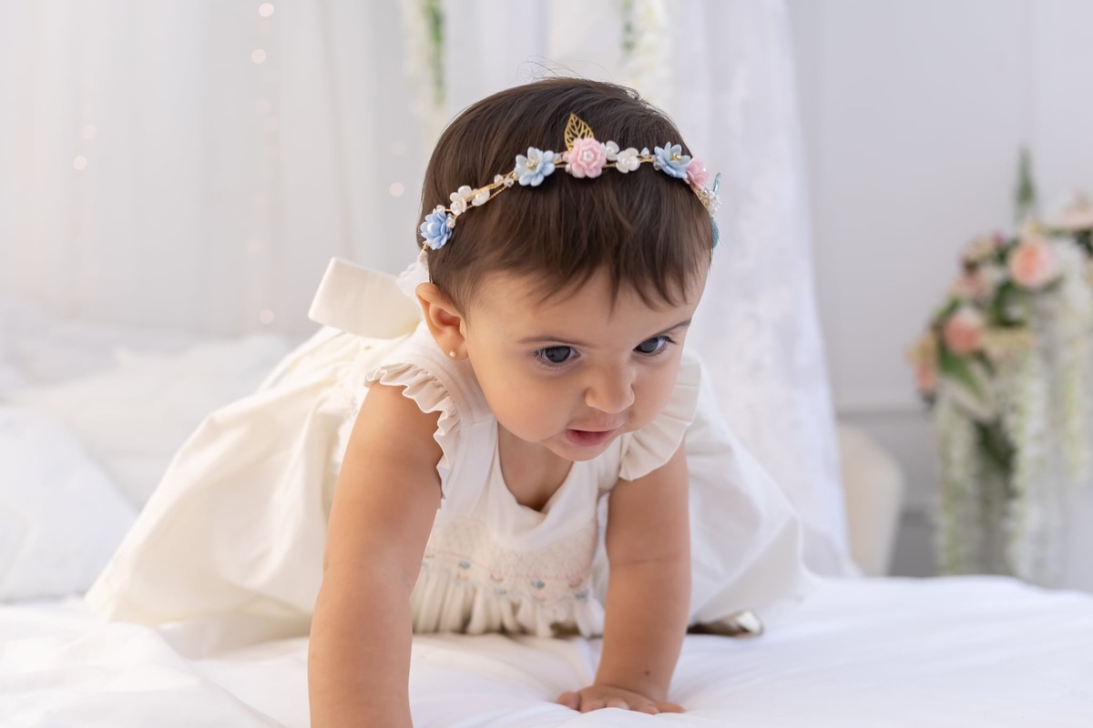 Ensaio de smash the cake em estúdio. Fotografo em Londrina especializado em ensaios de bebes, família e crianças. Momento registrado pela fotografa Giscellayne.