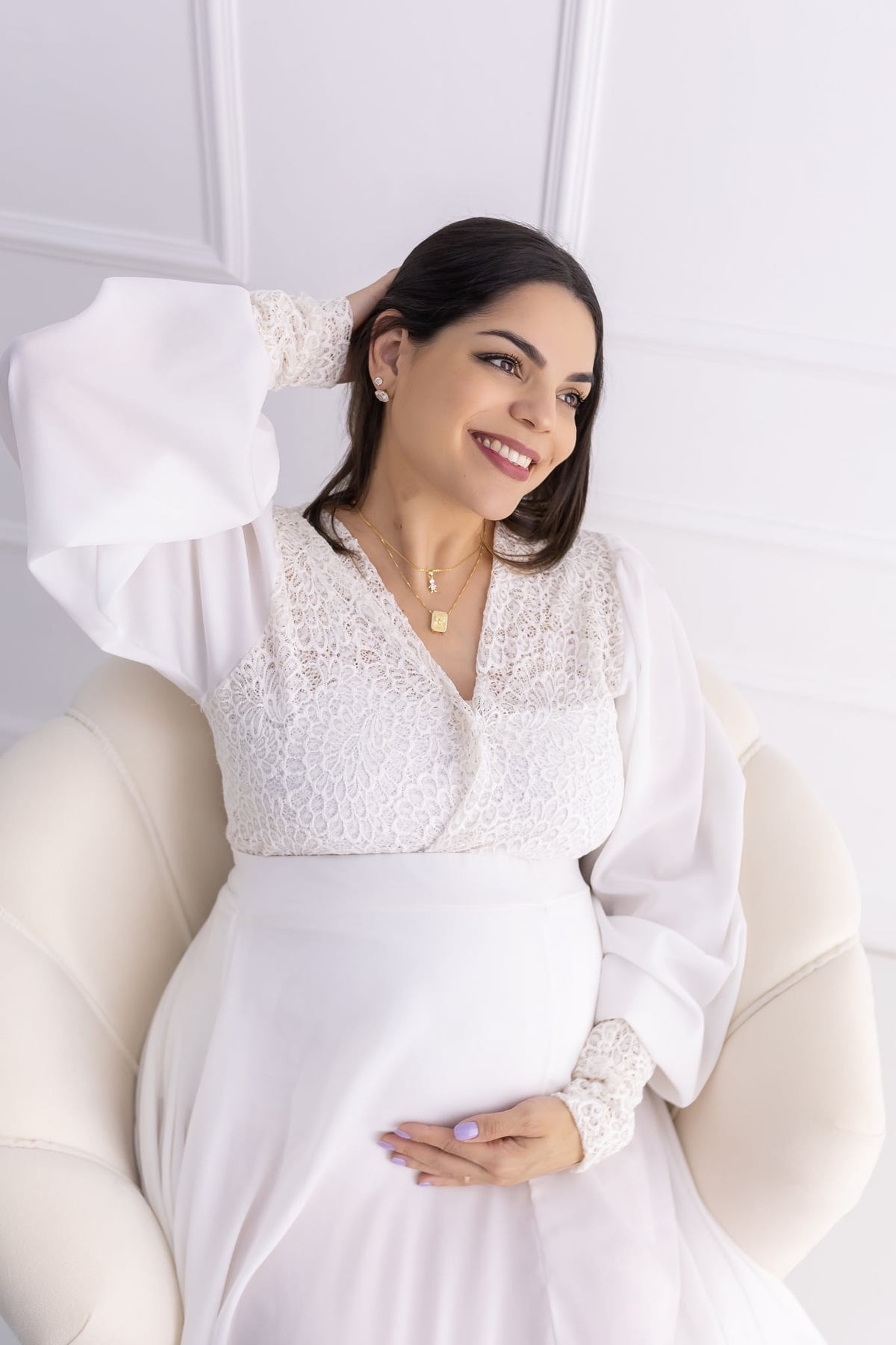 Ensaio de gestante em estúdio. Fotografo em Londrina especializado em ensaios de bebes, família e crianças. Momento registrado pela fotografa Giscellayne.