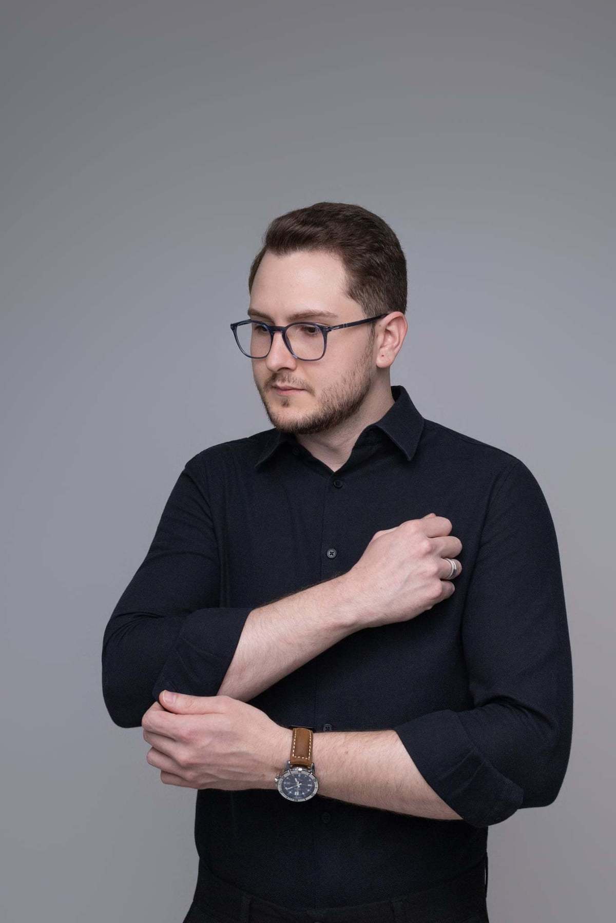 Esse bebê lindo encheu nosso estúdio de alegria e sorrisos, e não teve como não me apaixonar por cada detalhe desse momento tão especial.