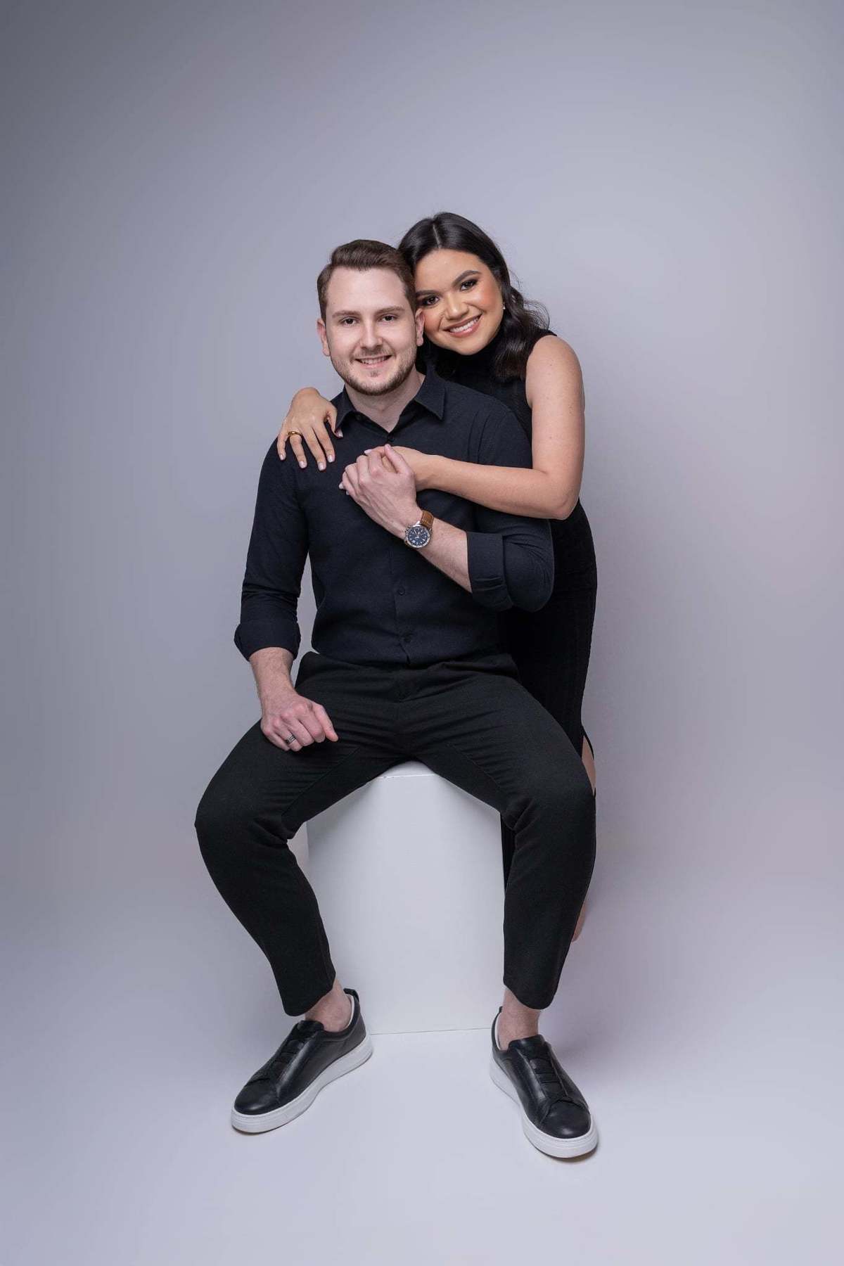 Esse bebê lindo encheu nosso estúdio de alegria e sorrisos, e não teve como não me apaixonar por cada detalhe desse momento tão especial.