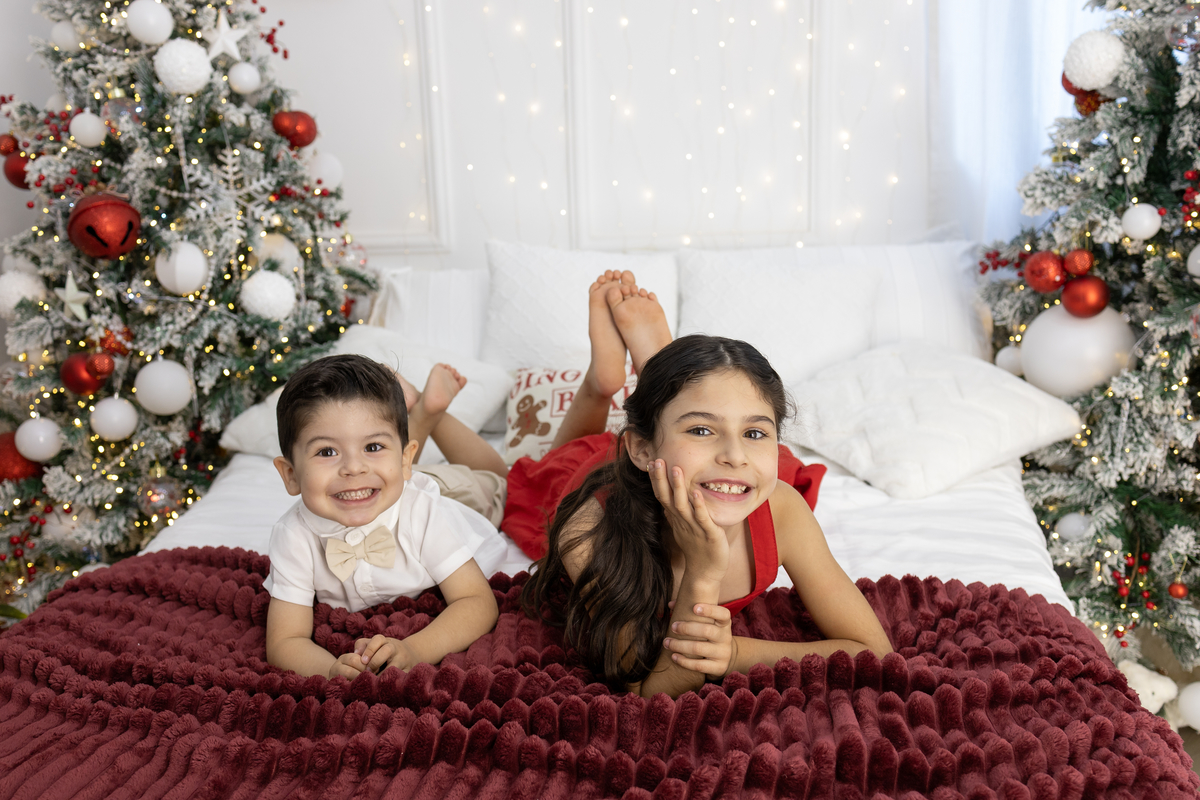 Cenario quarto do papai noel em Londrina-PR, ensaio de natal. Fotografo especializado em ensaios de natal. com direito a escrever a cartinha pro papai noel