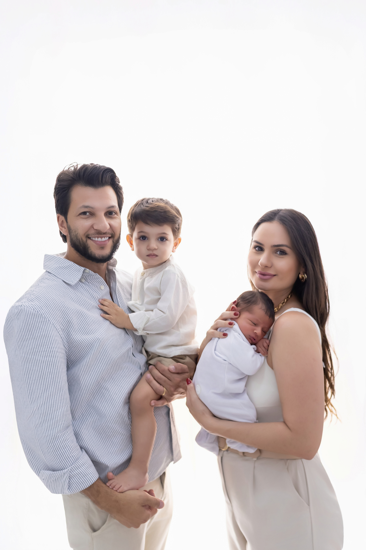 Ensaio Newborn natural do Joaquim, ensaio em estudio em Londrina-pr, fotografa especializada em ensaios em família.