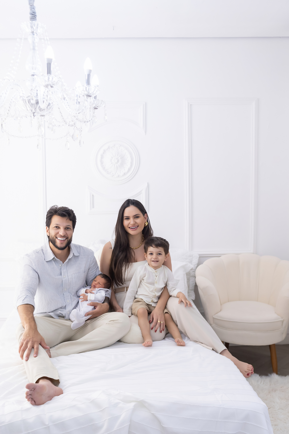 Ensaio Newborn natural do Joaquim, ensaio em estudio em Londrina-pr, fotografa especializada em ensaios em família.