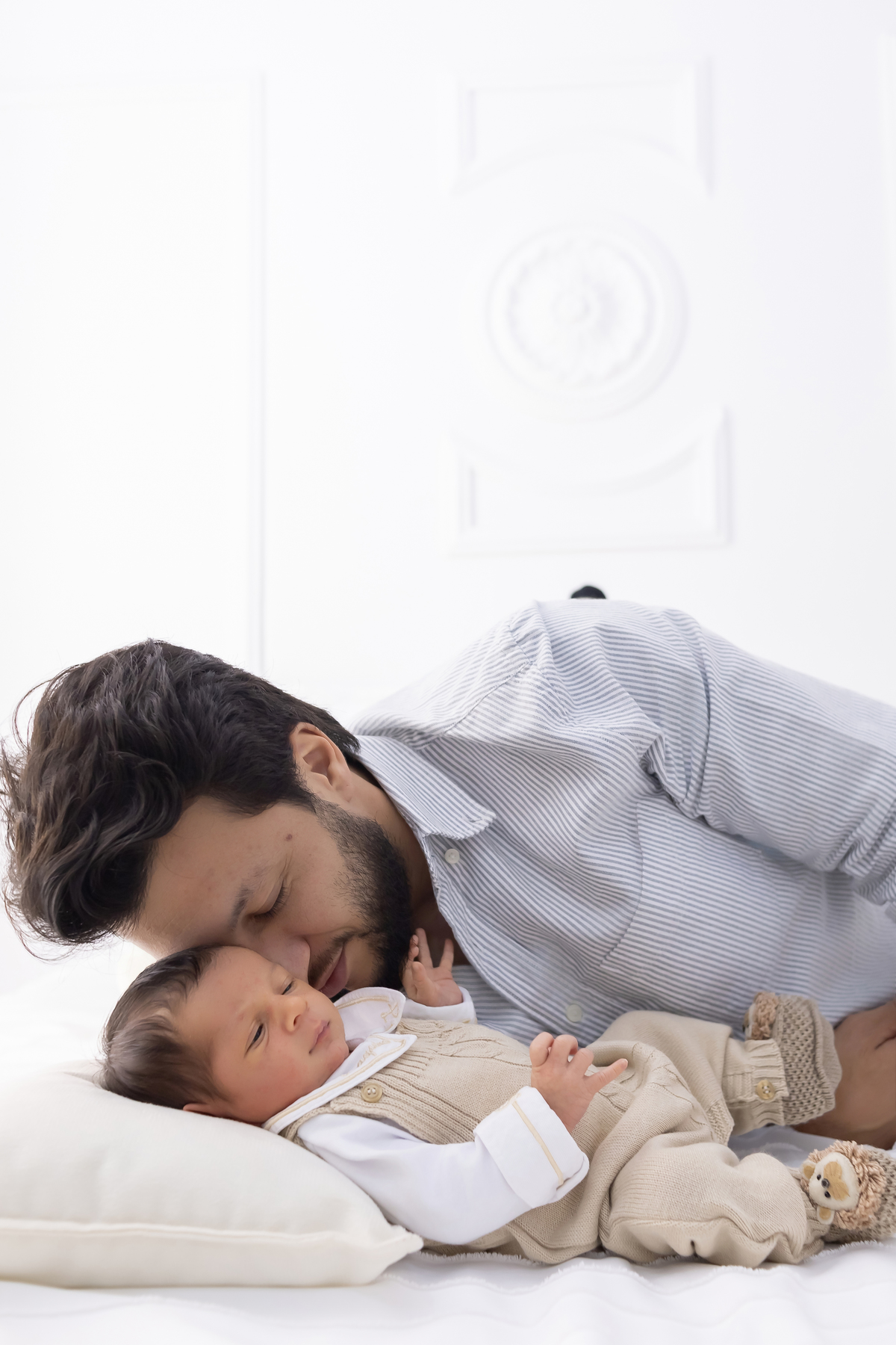 Ensaio Newborn natural do Joaquim, ensaio em estudio em Londrina-pr, fotografa especializada em ensaios em família.