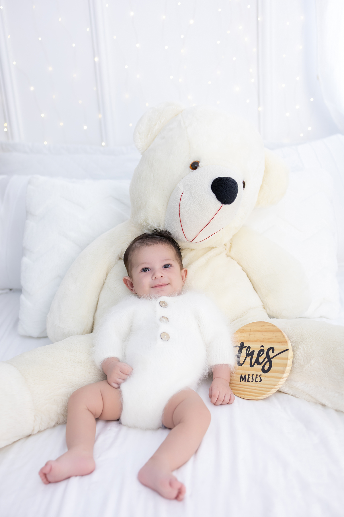 Ensaio de acompanhamento do bebê, mesversário. ensaio de 3 meses.. fotografo em londrina especializado em ensaios de bebês.