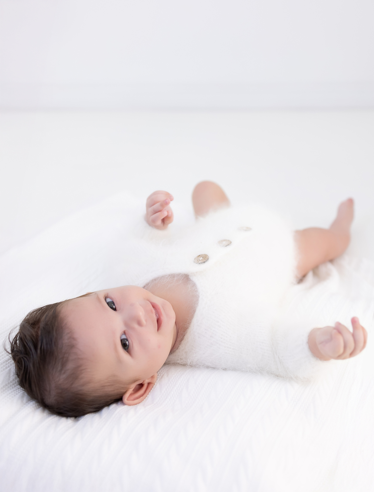 Ensaio de acompanhamento do bebê, mesversário. ensaio de 3 meses.. fotografo em londrina especializado em ensaios de bebês.