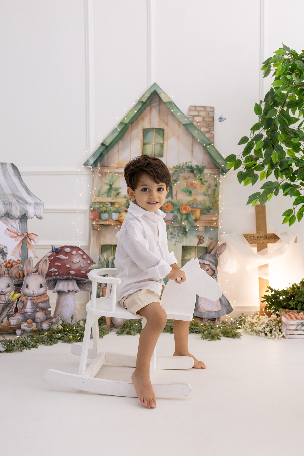 Ensaio de acompanhamento do bebê, mesversário. ensaio de 6 meses.. fotógrafo em londrina especializado em ensaios de bebês.
Tema do mês do acompanhamento, páscoa!