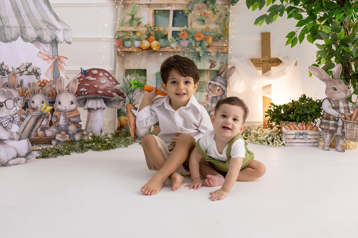 Ensaio de acompanhamento do bebê, mesversário. ensaio de 6 meses.. fotógrafo em londrina especializado em ensaios de bebês.
Tema do mês do acompanhamento, páscoa!