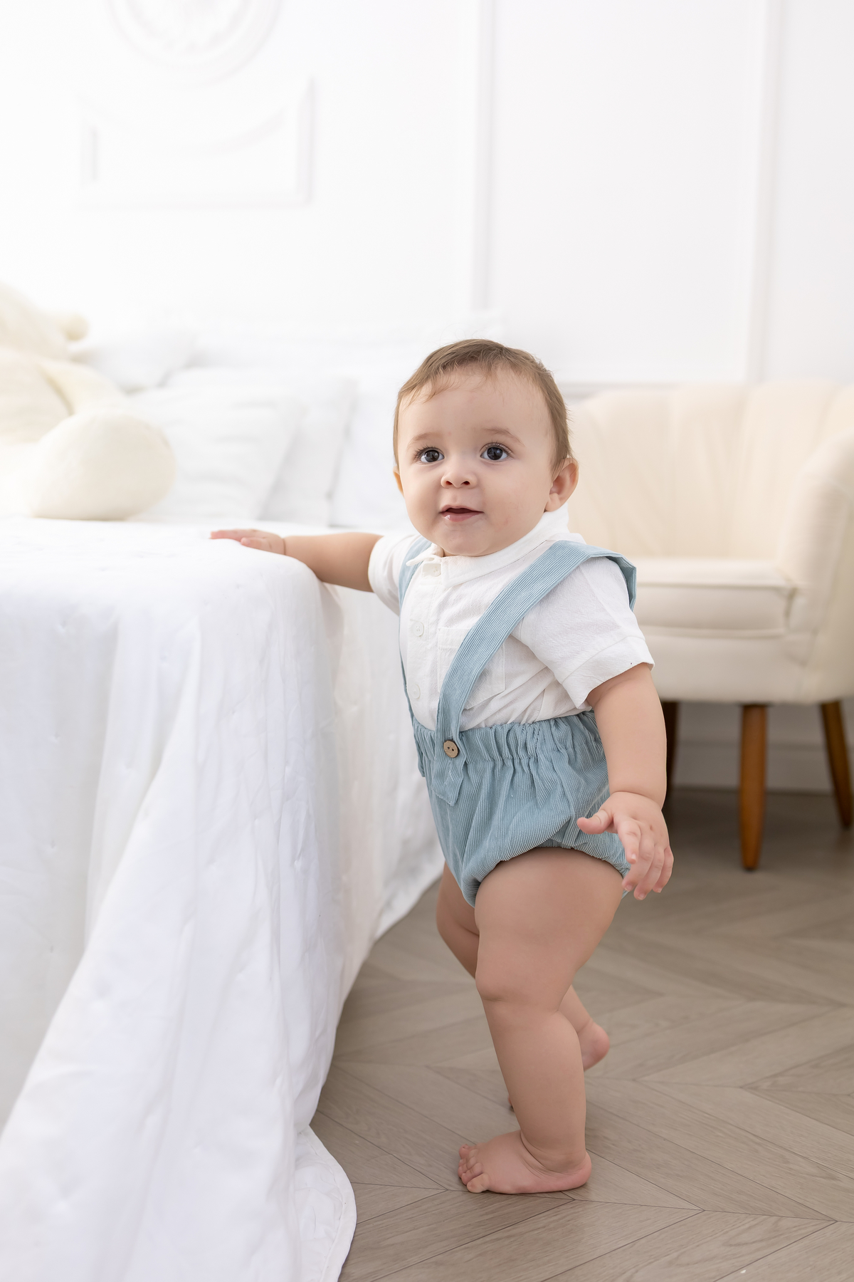Ensaio de acompanhamento do bebê, mesversário. com direto a banho de leite e limões. Ensaio de 8 meses.. fotografo em londrina especializado em ensaios de bebês.