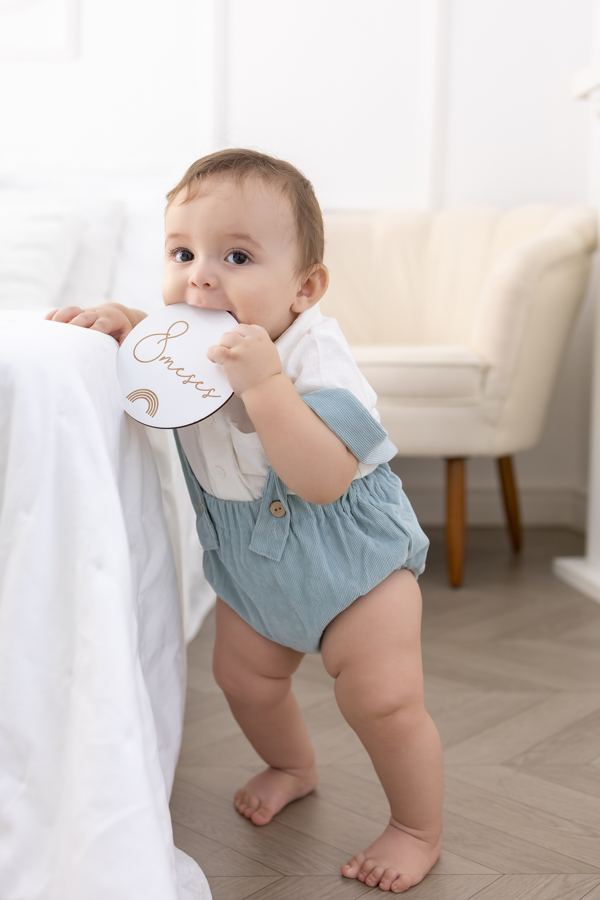 Ensaio de acompanhamento do bebê, mesversário. com direto a banho de leite e limões. Ensaio de 8 meses.. fotografo em londrina especializado em ensaios de bebês.