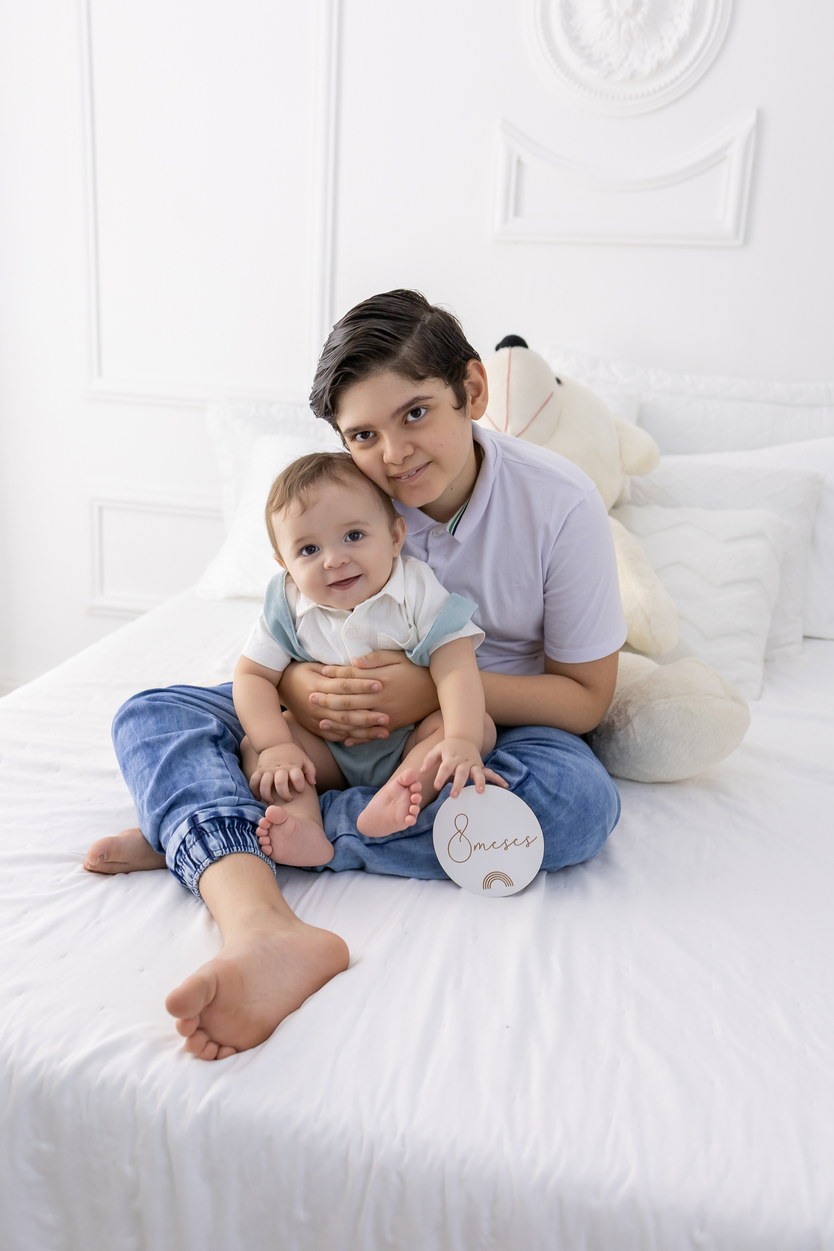 Ensaio de acompanhamento do bebê, mesversário. com direto a banho de leite e limões. Ensaio de 8 meses.. fotografo em londrina especializado em ensaios de bebês.