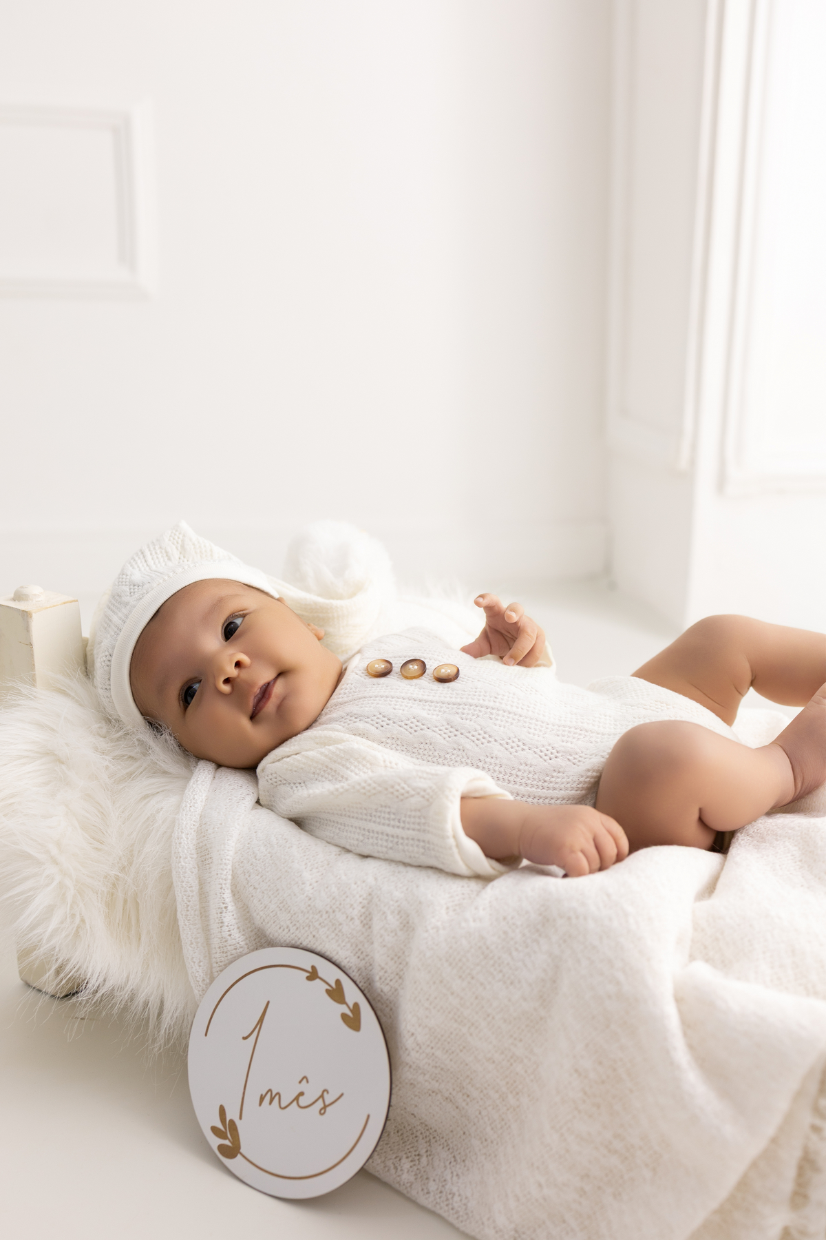 Ensaio Newborn natural do Emanuel, ensaio em estúdio em Londrina-pr, fotografa especializada em ensaios em bebê em família.
