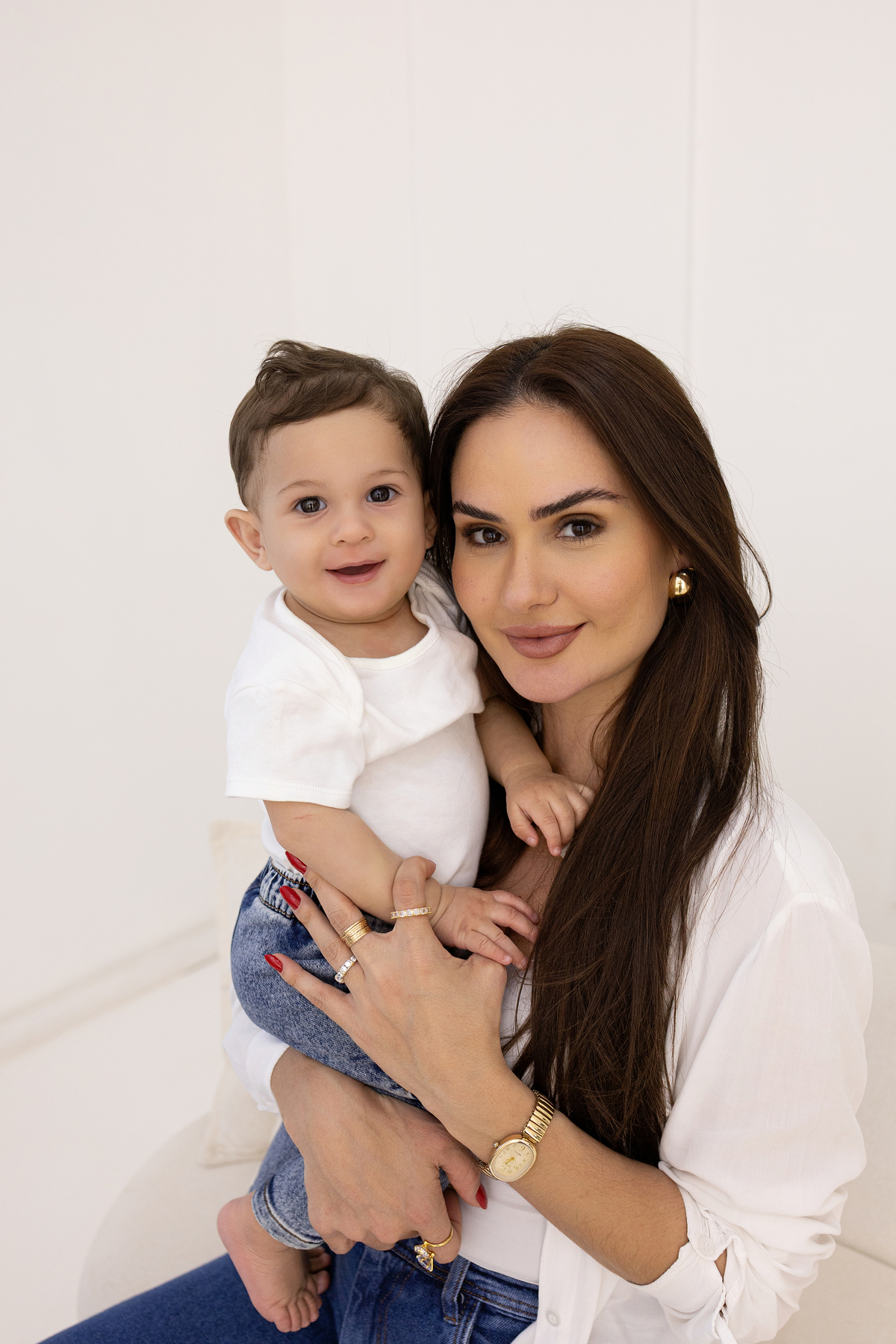 Ensaio especial grande família no estúdio Gy fotografia. um ensaio cheio de significados e carinho. fotógrafa em Londrina-Pr especializada em ensaios de bebê em estúdio