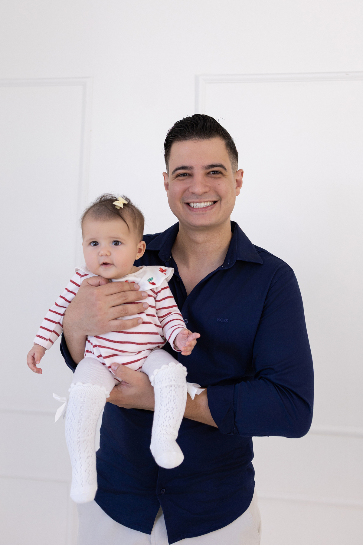 Ensaio especial grande família no estúdio Gy fotografia. um ensaio cheio de significados e carinho. fotógrafa em Londrina-Pr especializada em ensaios de bebê em estúdio