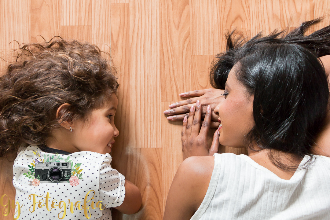 fotografo em londrina, mini ensaio de natal em estúdio, fotografa especializada em ensaios de gesntate, bebês e crianças