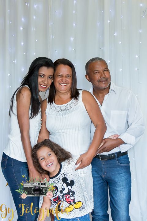 fotografo em londrina, mini ensaio de natal em estúdio, fotografa especializada em ensaios de gesntate, bebês e crianças