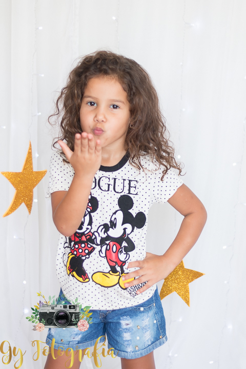 fotografo em londrina, mini ensaio de natal em estúdio, fotografa especializada em ensaios de gesntate, bebês e crianças