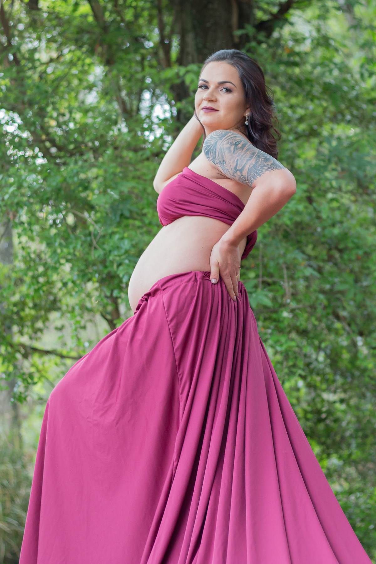 poderosa ela né! Ensaio de gestante no lago igapó. Fotografa em Londrina especializada em ensaios de gestante. Momento registrado pela Giscellayne | Gy Fotografia.