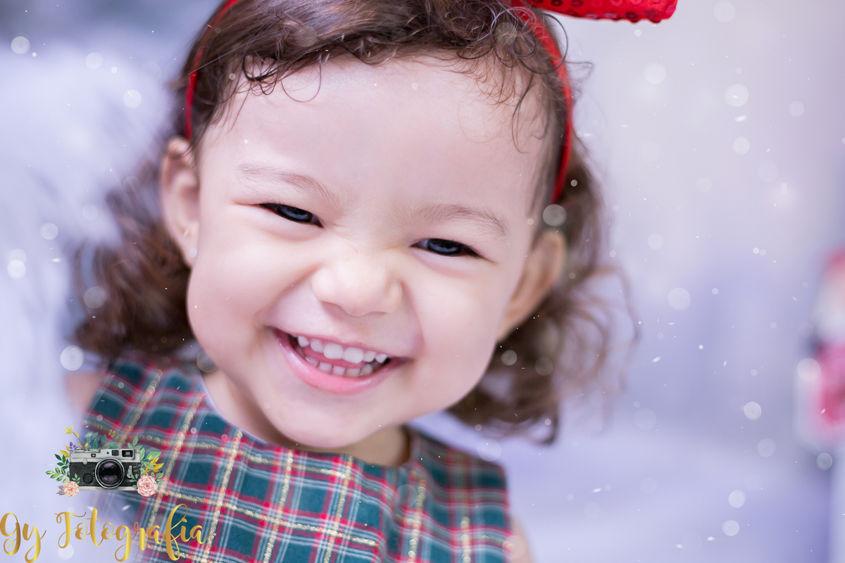 fofura que fala né! Mini ensaio de natal, fotografo em londrina, momento registrado pela fotografa Giscellayne | Gy fotografia, fotógrafa especializada em ensaios de bebes, crianças e gestantes.