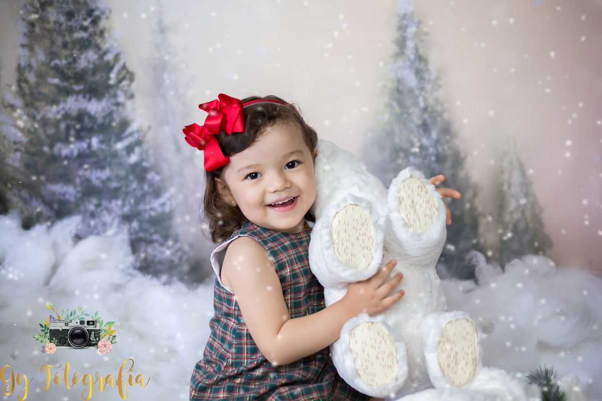 alguma dúvida que ela amou os ursinhos?
Mini ensaio de natal, fotografo em londrina, momento registrado pela fotografa Giscellayne | Gy fotografia, fotógrafa especializada em ensaios de bebes, crianças e gestantes.