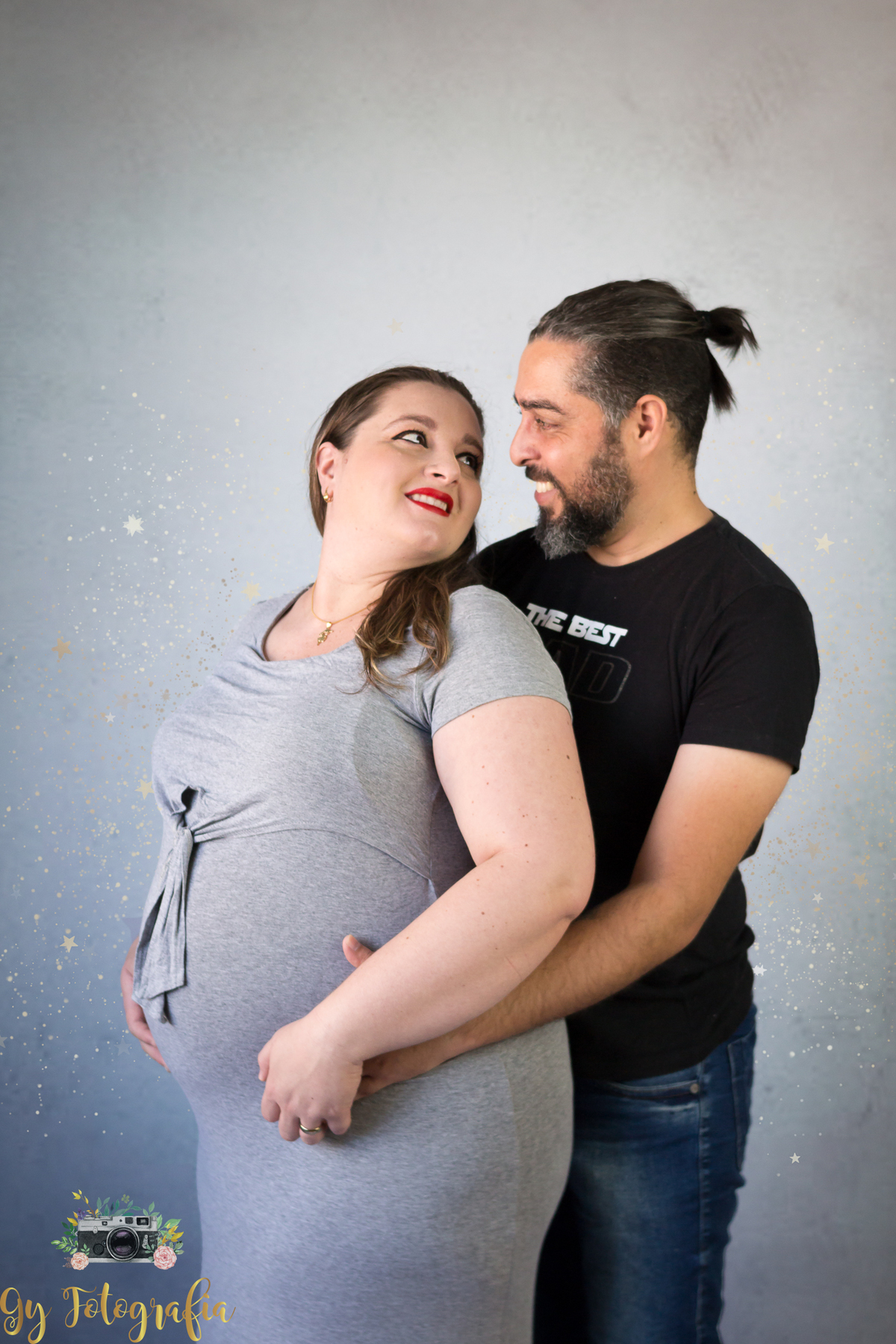 
Anesaio de gestante em estudio! Fotografa em Londrina.