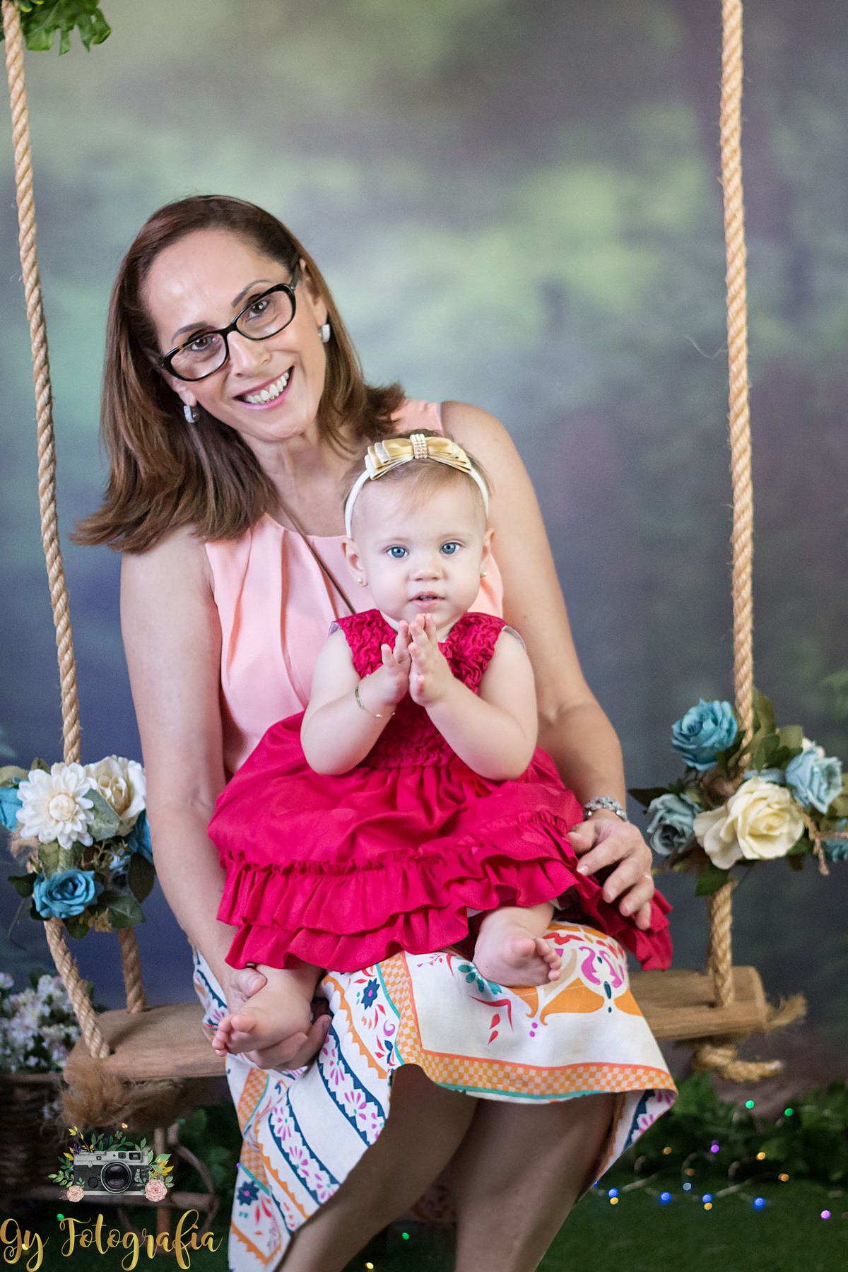 Ensaio de dia das mães em londrina. Fotografa de família em estúdio.