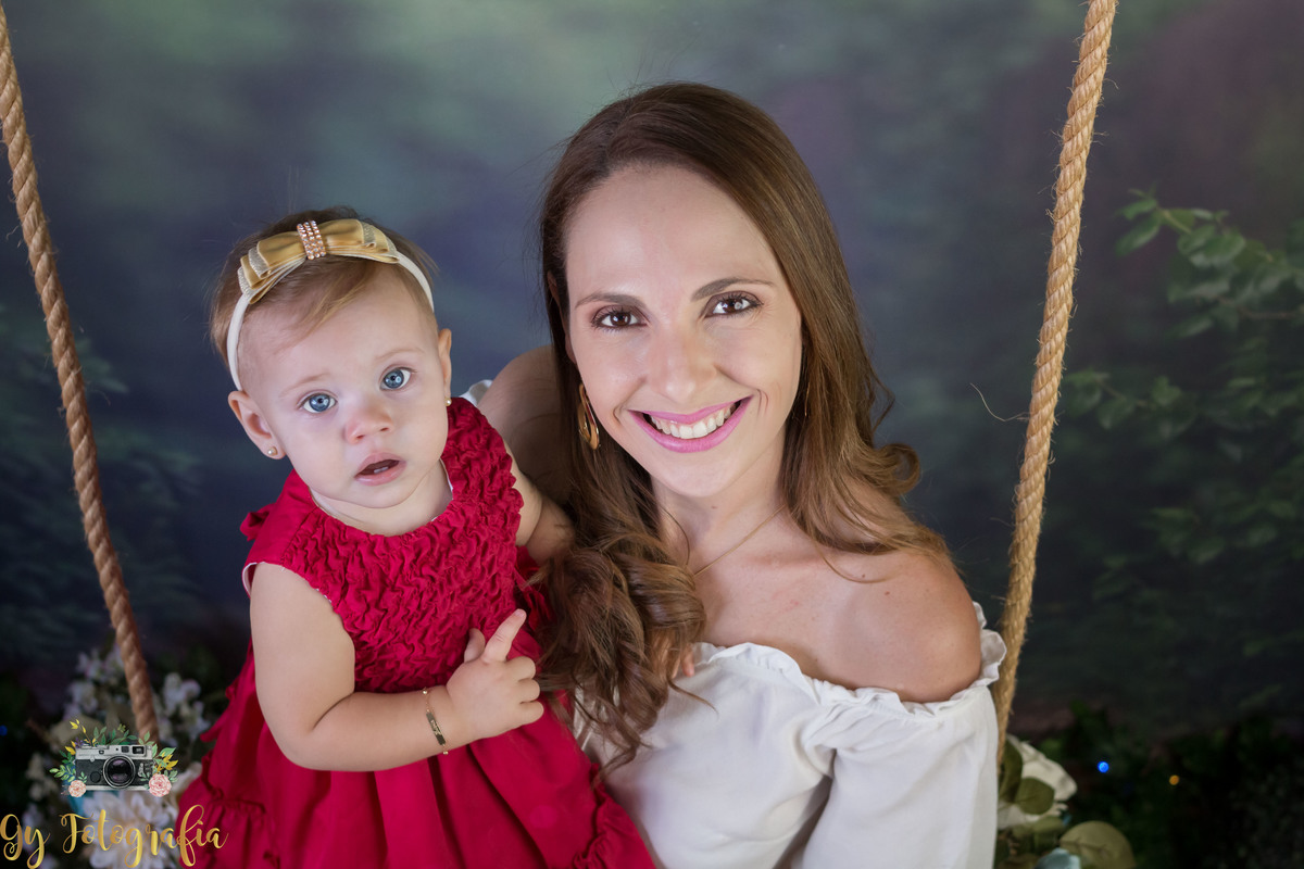 Ensaio de dia das mães em londrina. Fotografa de família em estúdio.