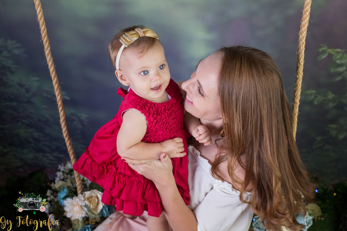 Ensaio de dia das mães em londrina. Fotografa de família em estúdio.