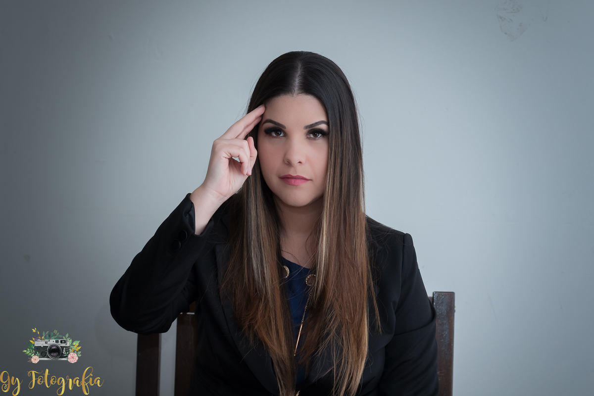 Caroline Perez. Hipnose e Londrina. Tratamento para ansiedade, depressão e doenças psicossomáticas.
Fotografa em londrina. Fotos corporativas, fotos da empresa e do trabalho, ensaio pessoal profissional