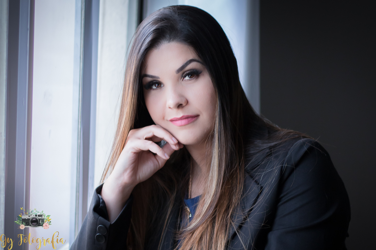 Caroline Perez. Hipnose e Londrina. Tratamento para ansiedade, depressão e doenças psicossomáticas.
Fotografa em londrina. Fotos corporativas, fotos da empresa e do trabalho, ensaio pessoal profissional