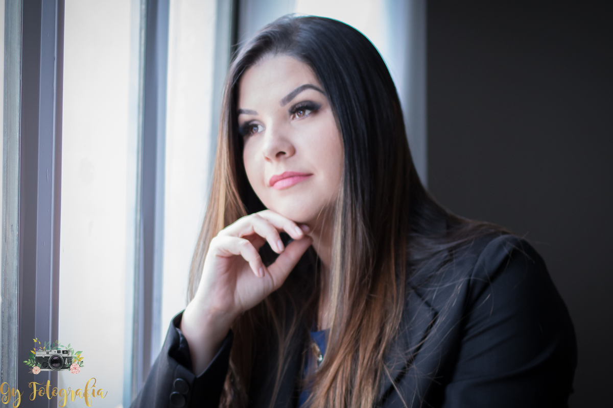 Caroline Perez. Hipnose e Londrina. Tratamento para ansiedade, depressão e doenças psicossomáticas.
Fotografa em londrina. Fotos corporativas, fotos da empresa e do trabalho, ensaio pessoal profissional