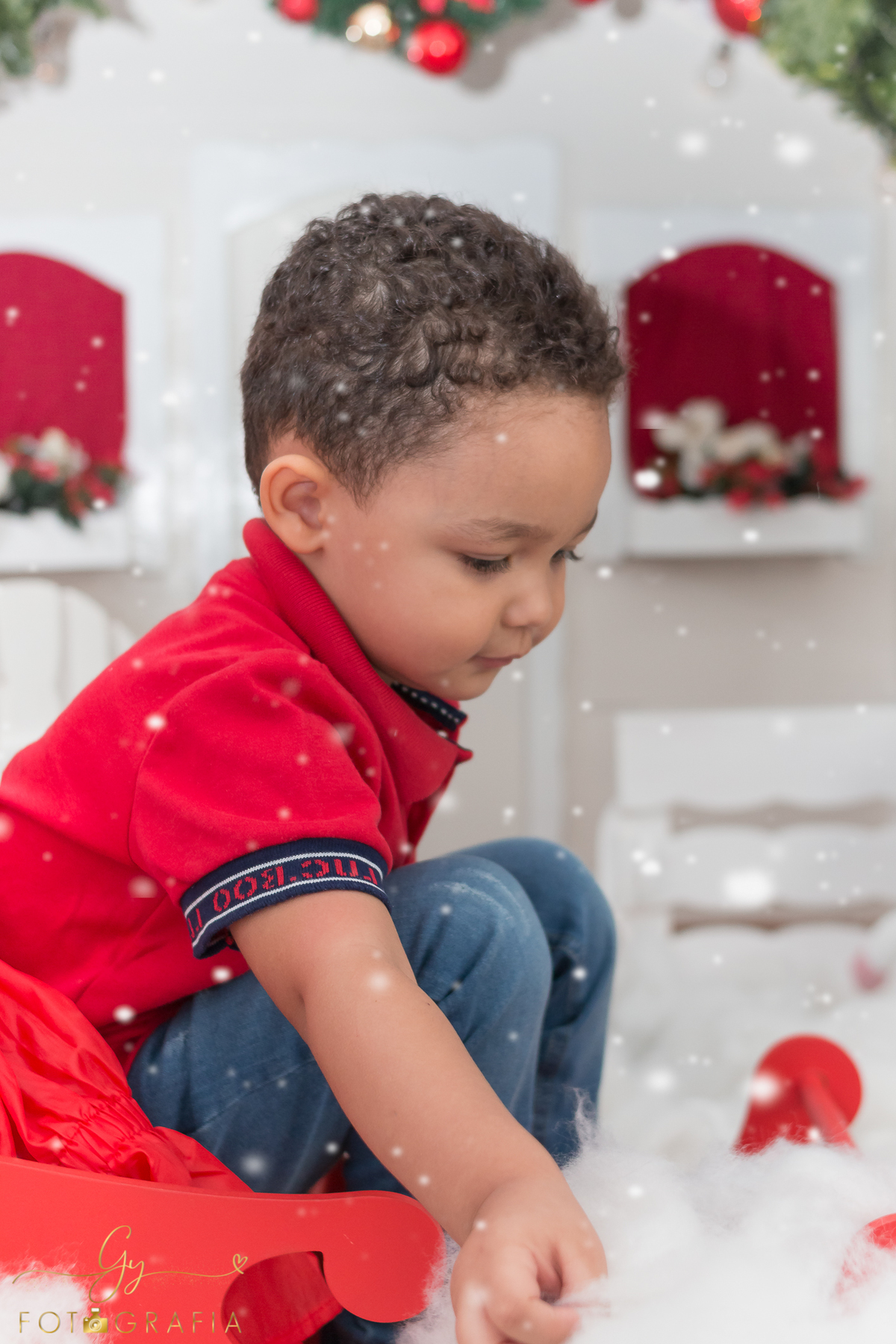 Mini ensaio de natal barato em londrina. Fotografo em londrina especializado em sessões de fotos de bebês e crianças. 