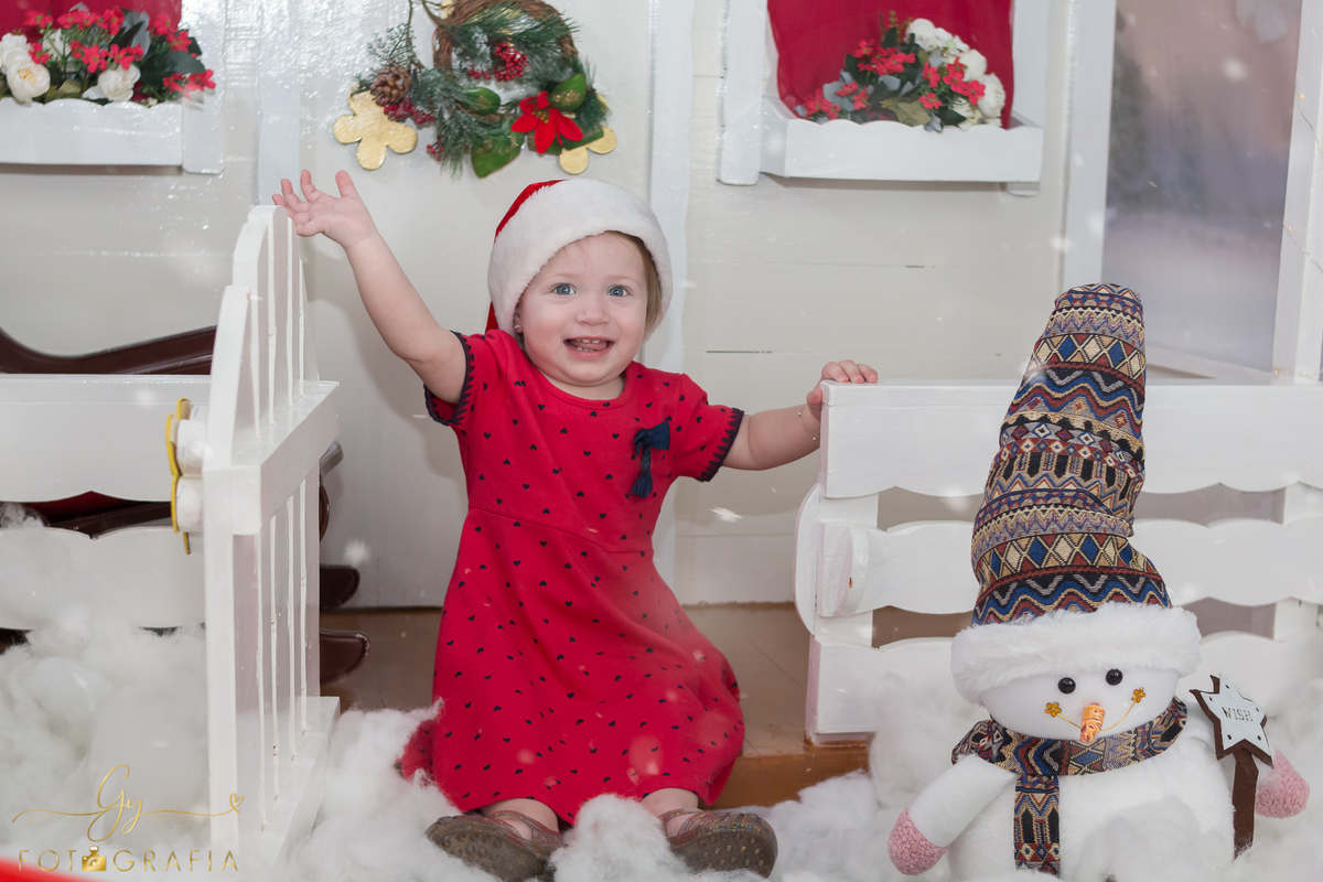Mini ensaio de natal em londrina. Fotografo em londrina especializado em sessões de fotos de bebês e crianças. 