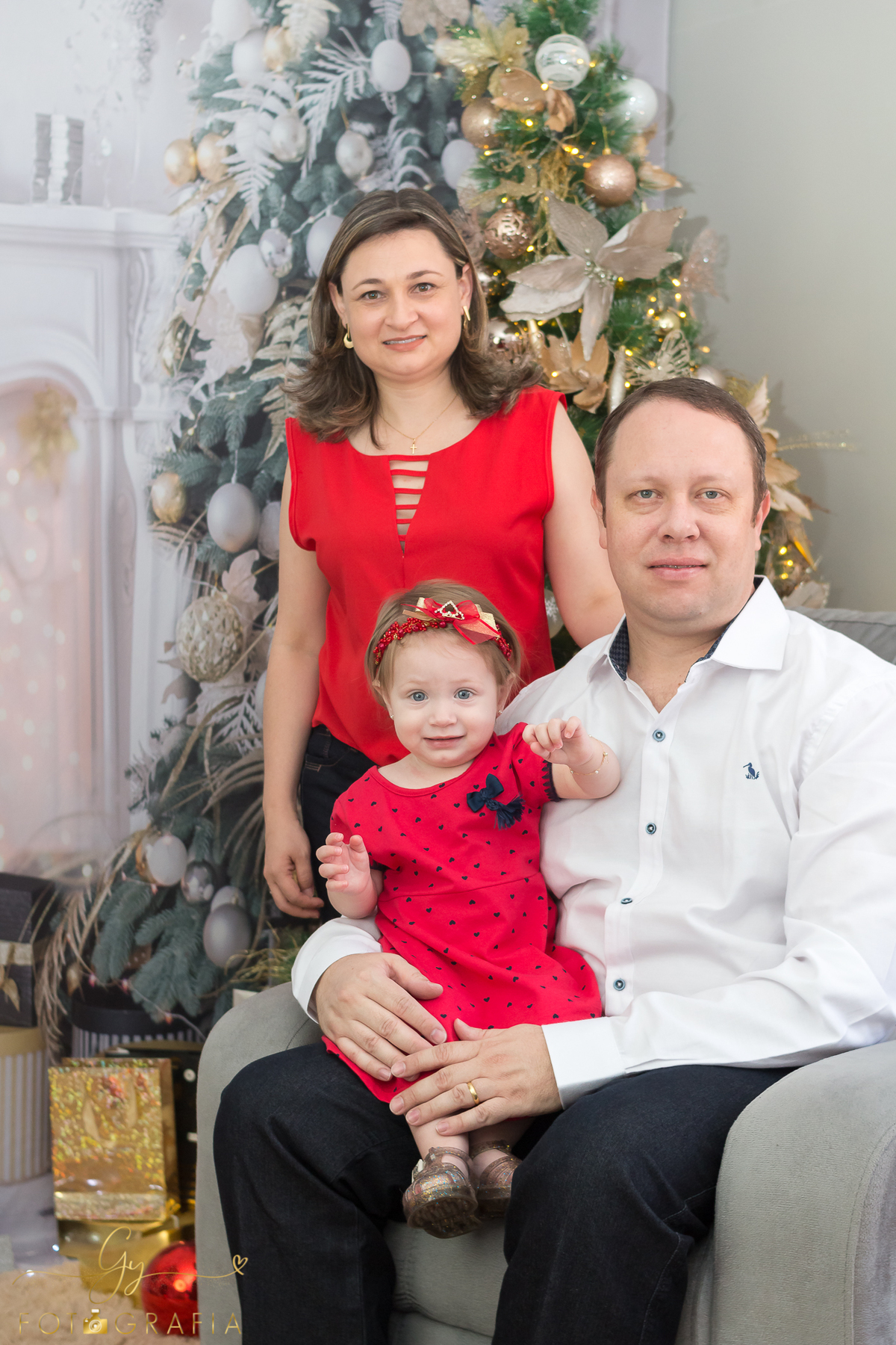 Mini ensaio de natal em londrina. Fotografo em londrina especializado em sessões de fotos de bebês e crianças. 