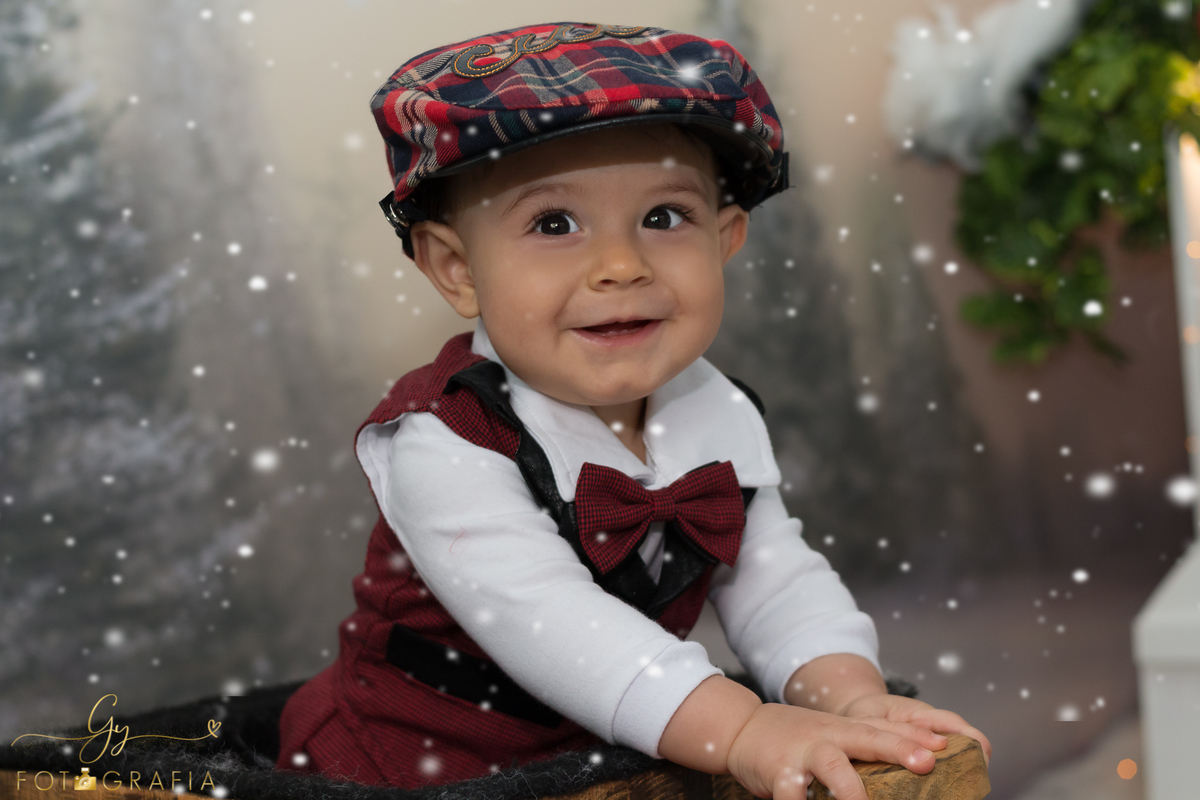 Mini ensaio de natal. Fotografo em Londrina especializado em ensaios de bebes e crianças.