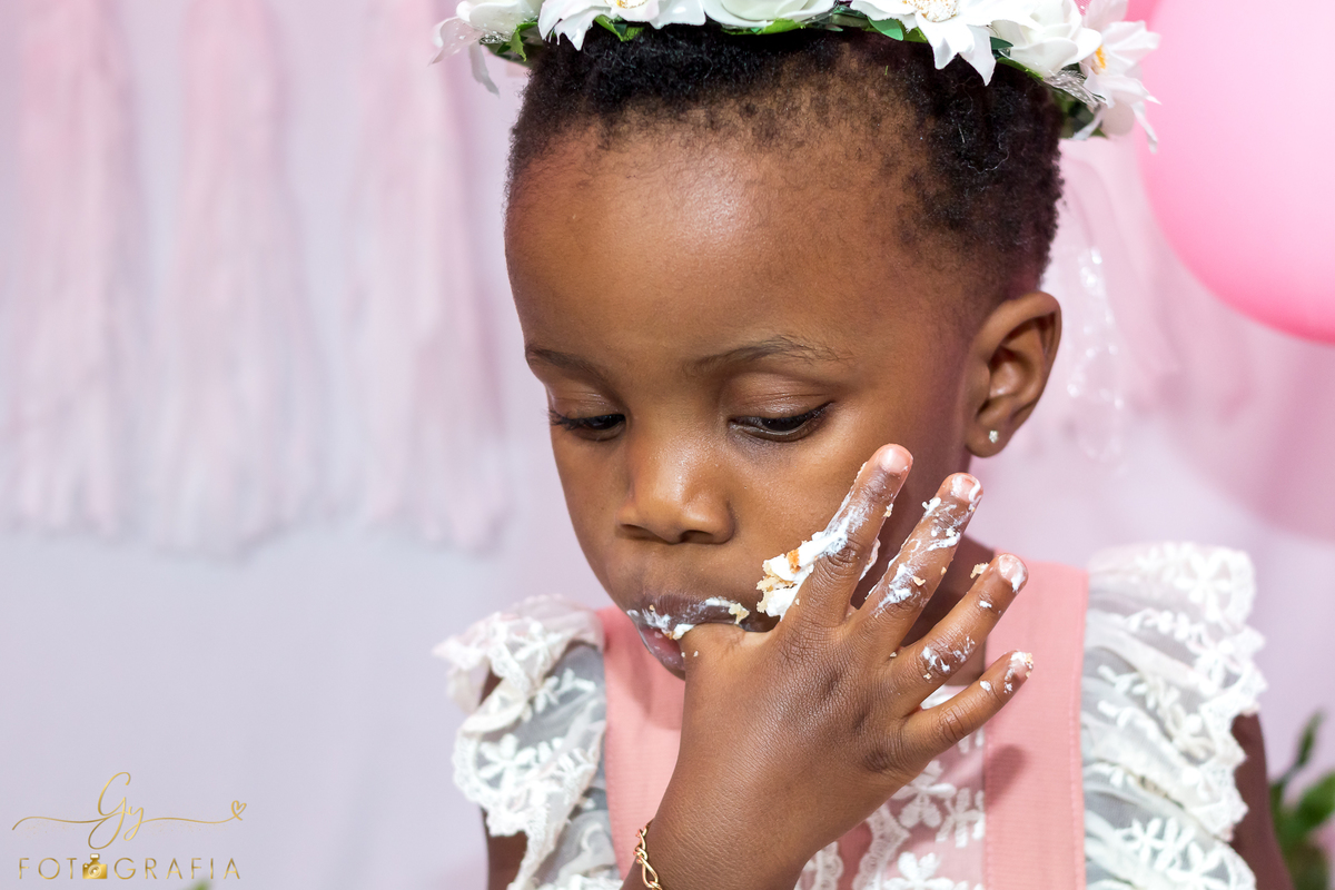 Smash the cake de 2 anos. Fotografo em Londrina