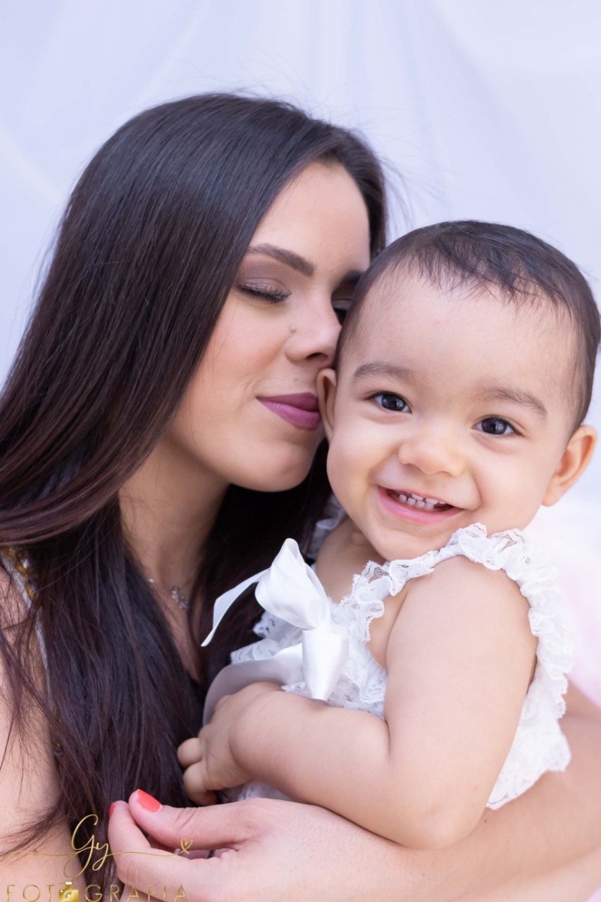 Ensaio de dia das mães.
Fotógrafo em Londrina especializado em bebês e crianças.
Momento registrado pela fotografa Giscellayne - Gy Fotografia.