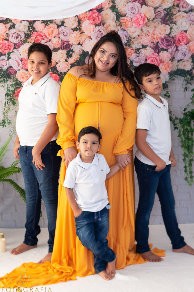  Fotógrafo em Londrina especializado em bebês e gestantes. Momento registrado pela fotógrafa Giscellayne- Gy Fotografia. 