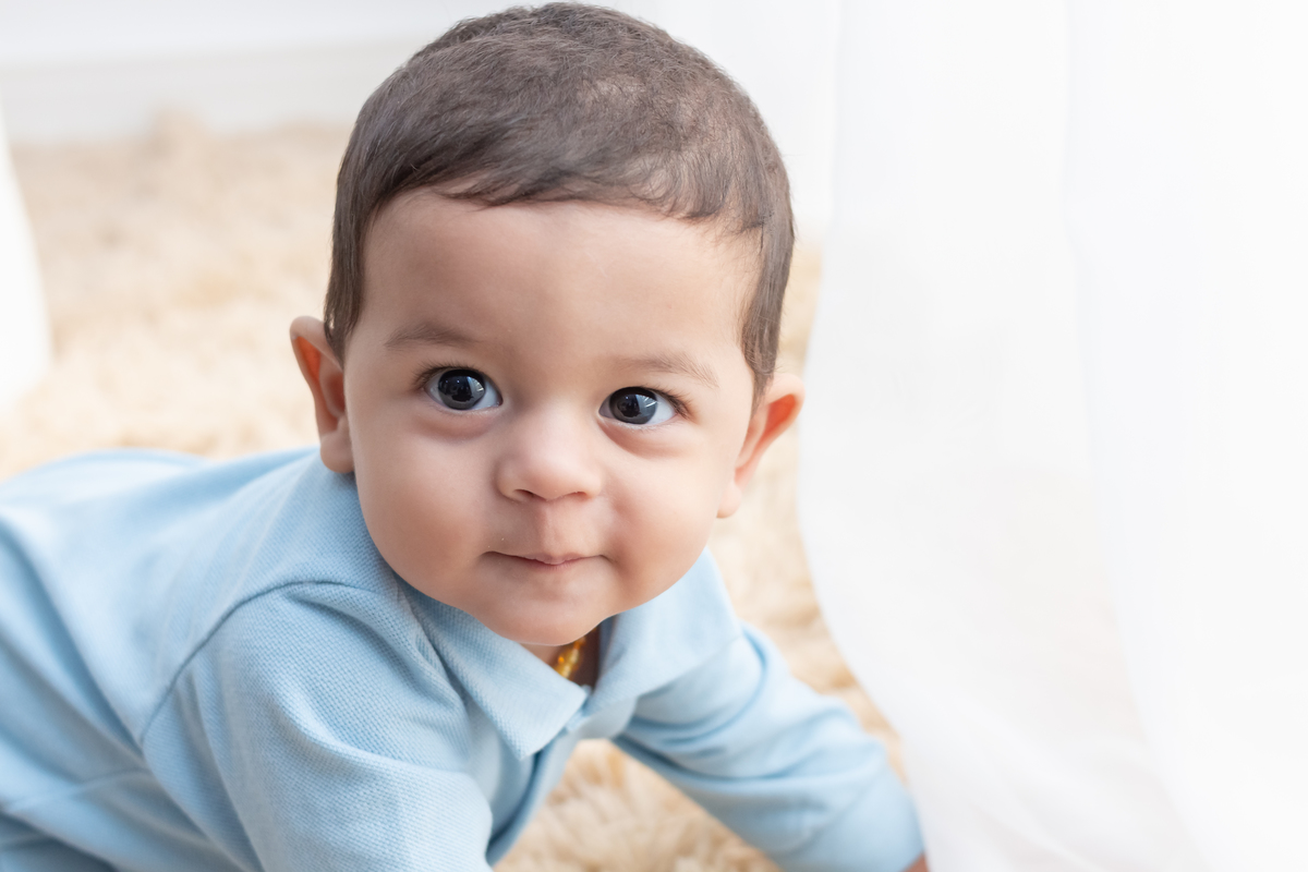 Acompanhamento mensal clean no estudio. cenario simples e clarinho!
Fotografo em Londrina especializado em ensaios de bebês e crianças. Momento registrado pela fotografa Giscellayne | Gy Fotografia
