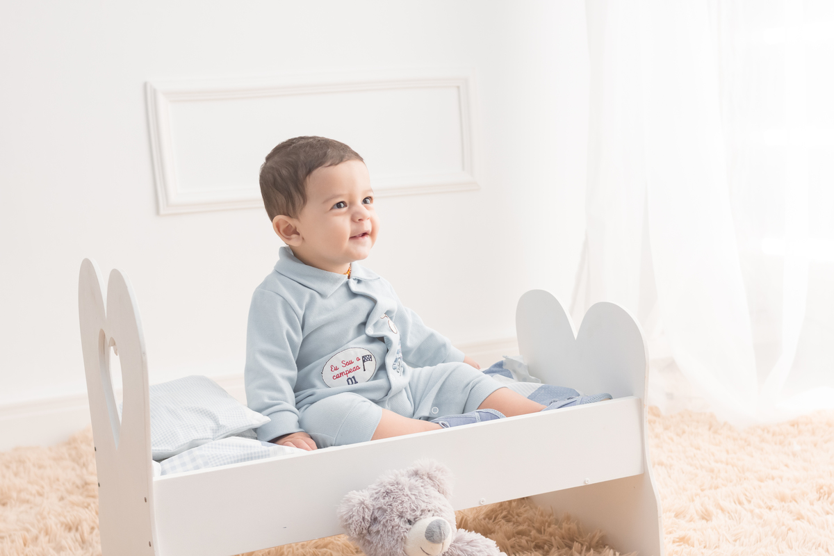 Acompanhamento mensal clean no estudio. cenario simples e clarinho!
Fotografo em Londrina especializado em ensaios de bebês e crianças. Momento registrado pela fotografa Giscellayne | Gy Fotografia
