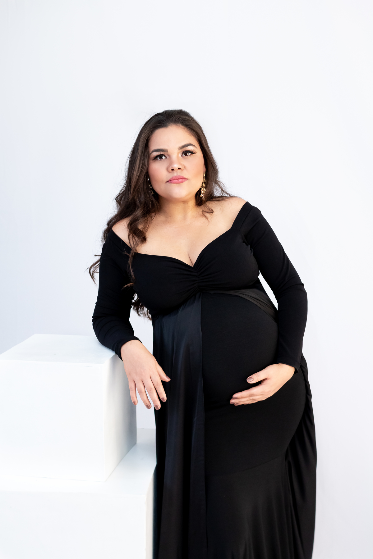 Ensaio da Aline em estúdio. Fotógrafo de gestante em Londrina. Momento registrado pela fotógrafa Giscellayne - Gy fotografia