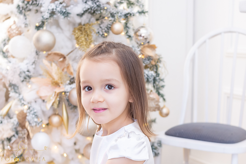 Fotógrafo em londrina especializado em ensaios de bebês e crianças. Momento registrado pela fotógrafa Giscellayne - Gy fotografia!
