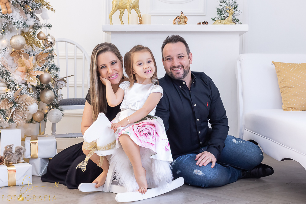 Fotógrafo em londrina especializado em ensaios de bebês e crianças. Momento registrado pela fotógrafa Giscellayne - Gy fotografia!