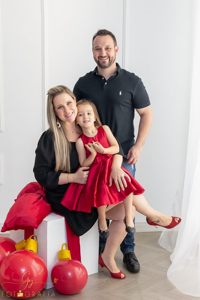 Fotógrafo em londrina especializado em ensaios de bebês e crianças. Momento registrado pela fotógrafa Giscellayne - Gy fotografia!