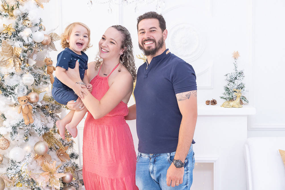 Fotógrafo em londrina especializado em ensaios de bebês e crianças. Momento registrado pela fotógrafa Giscellayne - Gy fotografia!